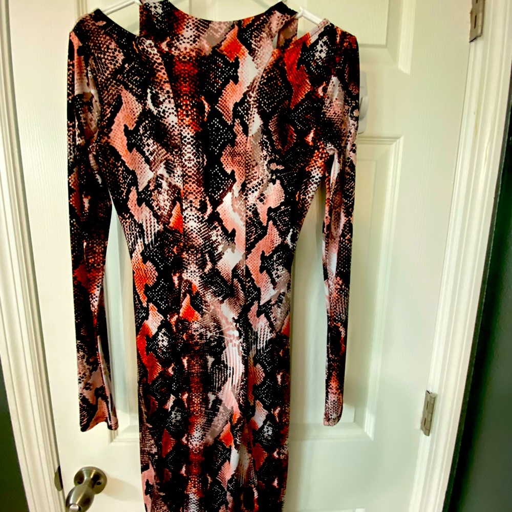 Snake skin print, sneak peak shoulder, long sleeve